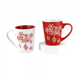 Red Color Inside Handmade Ceramic Mugs Christmas Embossed Logo Ceramic Mug