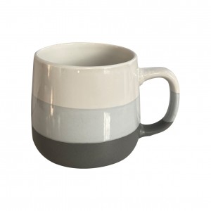 Semplice tazza in ceramica di colore puro con fascia a mano, tazza in ceramica con personalità, giunzione a colori, logo stampato, tazza per l'acqua dell'ufficio