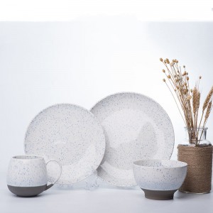 Porcelánové nádobí v novém designu Dobrý porcelánový jídelní set