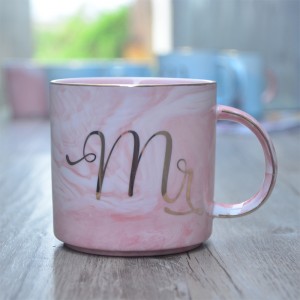 Set de cani cadou cuplu de cafea marmorat personalizat cu design din porțelan imprimat ceramic mr mrs nunta