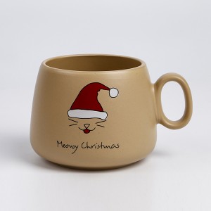 Weihnachtliche Kaffeetasse aus Keramik