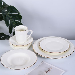 Venta al por mayor, juego de platos de cena de porcelana con borde dorado, juego de vajilla de servicio en relieve para el hogar de lujo, juegos de vajilla de cerámica blanca