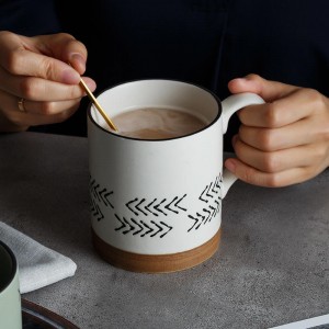 Tasses en porcelaine en céramique de café de grande capacité peintes à la main de vente d'usine