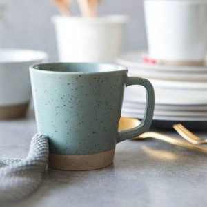 Home goods bulk designer European style high quality custom speckled mug stoneware tea coffee mugs with crude base stoneware espresso coffee cups