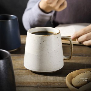 Venta al por mayor, taza de café de cerámica hecha a mano rústica de 12 oz, tazas moteadas de arcilla Vintage japonesa