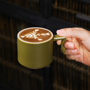 Copo de chá criativo com alça irregular pequeno para presente Copo de leite Utensílios para beber Cerâmica Xícara de café expresso