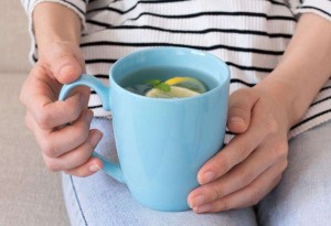 Bunte Keramiktasse mit individuellem Logo, kreative einfarbige Kaffeetasse