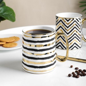 Taza de oficina de cerámica de estilo europeo taza de galvanoplastia con mango de oro de lujo 400 ml