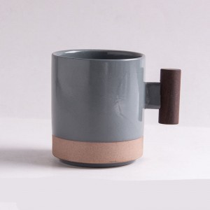 Tasse en céramique de café de Logo fait sur commande avec l'ensemble-cadeau réutilisable de tasse de tasse de café de porcelaine de poignée en bois